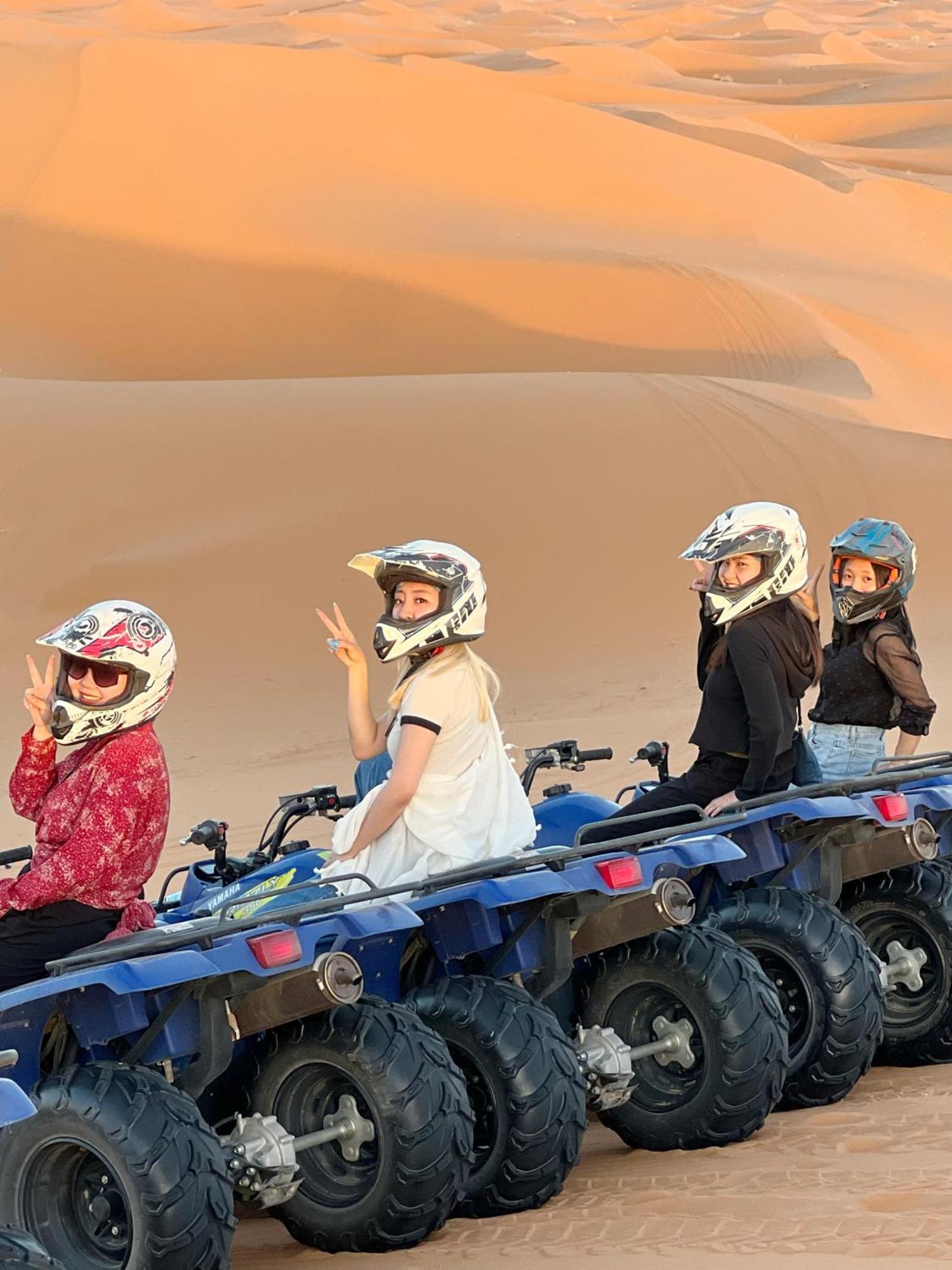 Sahara Dream Luxury Camp Hotel Merzouga Bagian luar foto