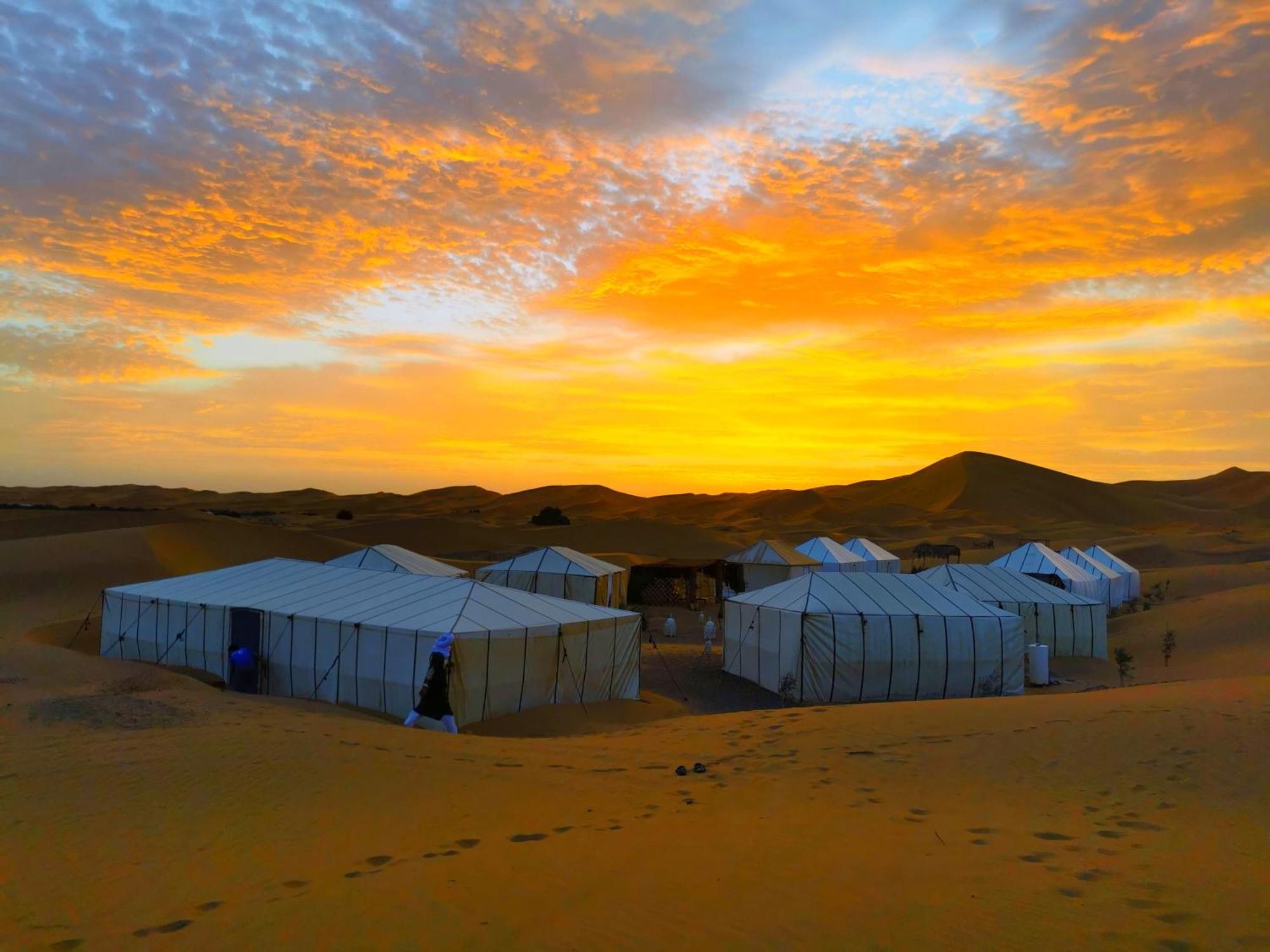 Sahara Dream Luxury Camp Hotel Merzouga Bagian luar foto